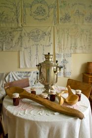 Latgales Plânoðanas reìiona projekts "Tematiskie ciemi: jaunas iespçjas uzòçmçjdarbîbas attîstîbai Latgales un Augðtaitijas pârrobeþu reìionâ" . Indra, Latvija