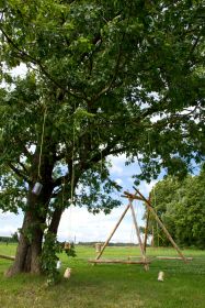 Latgales Pl s re na projekts "Tematiskie ciemi: jaunas iesp s uz jdarb s att i Latgales un Aug tijas p obe e n Ozoli, Latgale, Latvija