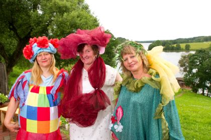 Latgales Pl s re na projekts "Tematiskie ciemi: jaunas iesp s uz jdarb s att i Latgales un Aug tijas p obe e n . Skaista, Latvija